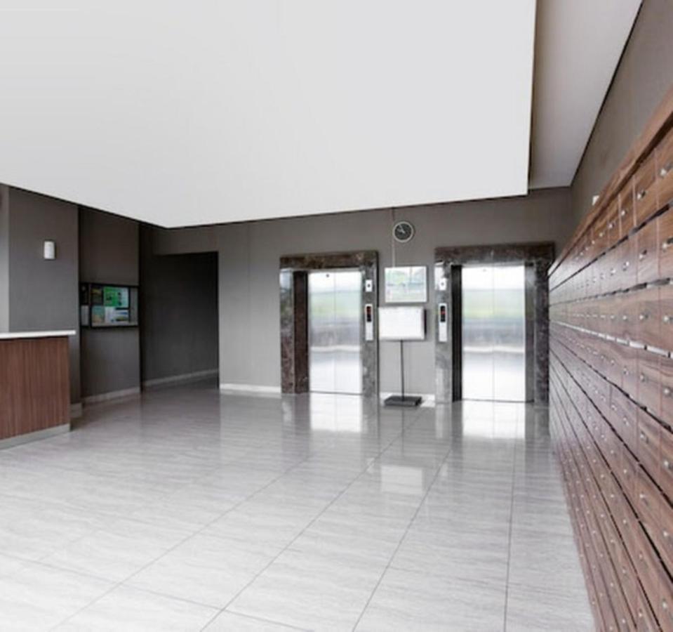 Dinda Apartment Serpong Green View Ciater Hilir Kültér fotó