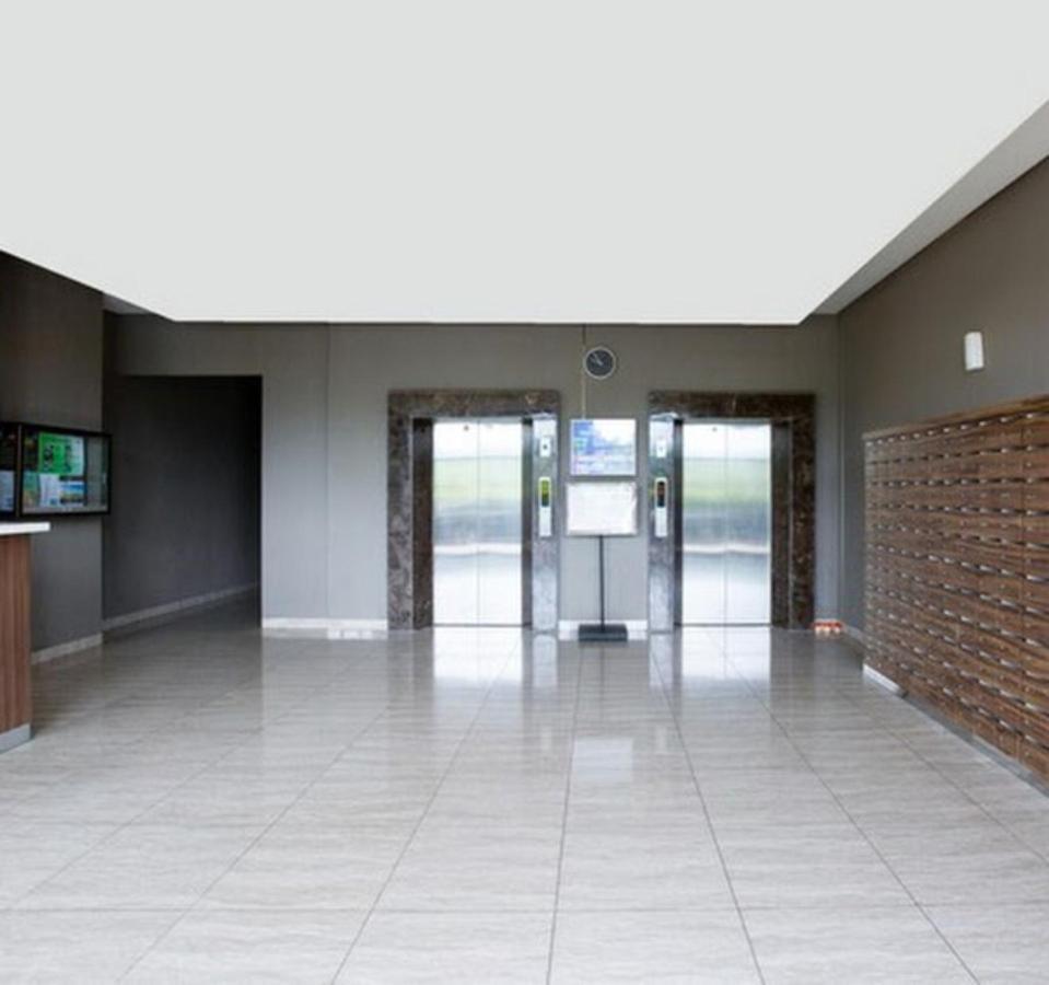 Dinda Apartment Serpong Green View Ciater Hilir Kültér fotó